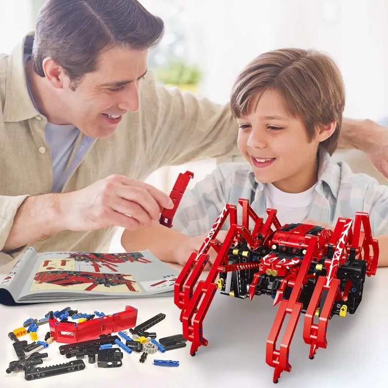818pcs Remote Control Red Spid - Stem Robotics Kit recension och pris